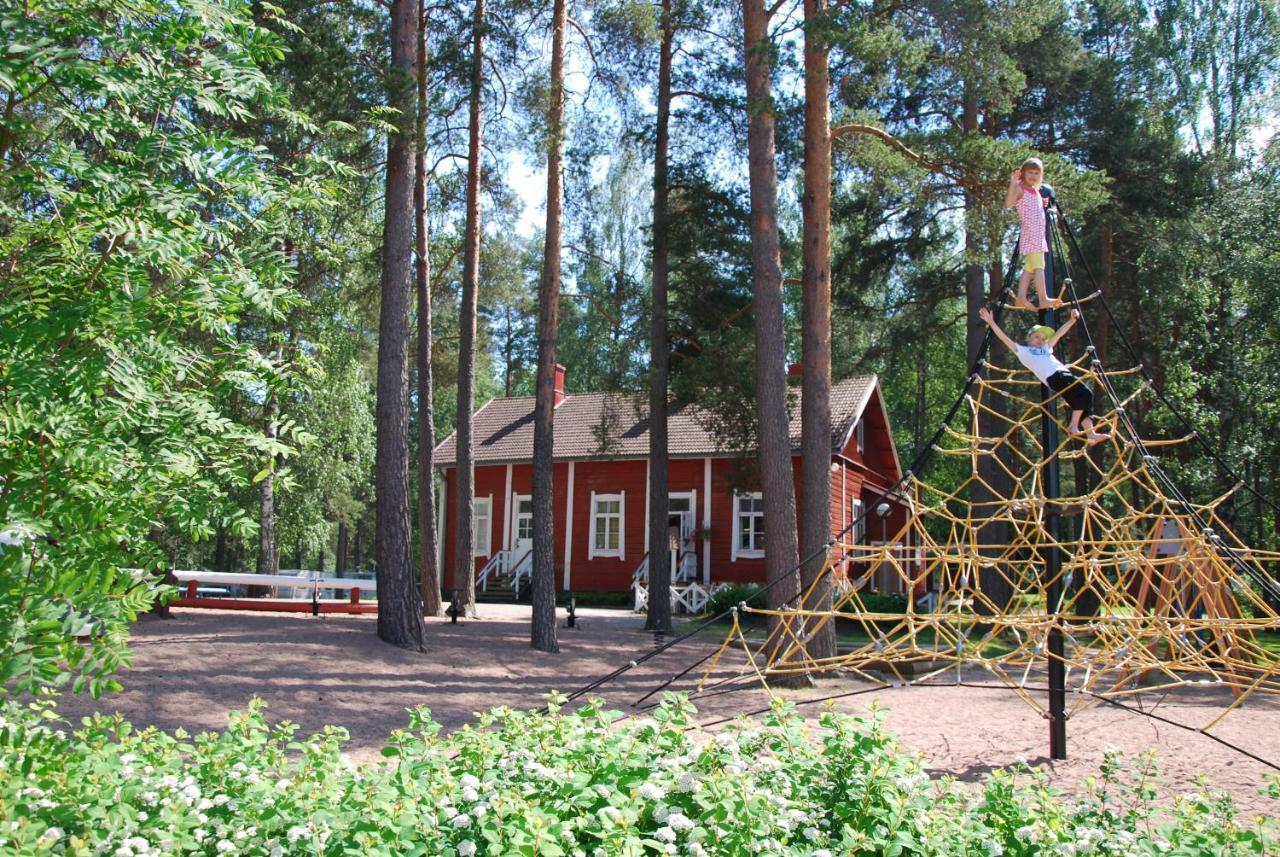 Camping Toivolansaari Икаалинен Экстерьер фото